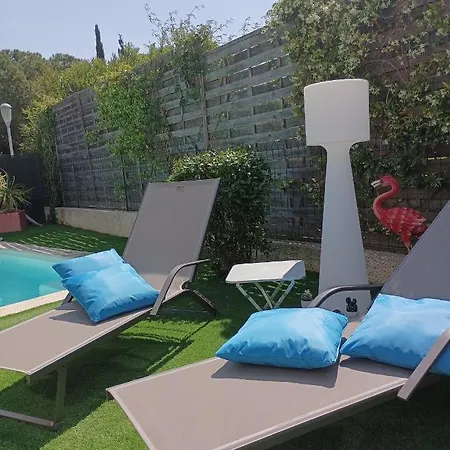 Mimilou Mont St Loup Piscine Privee Apartamento