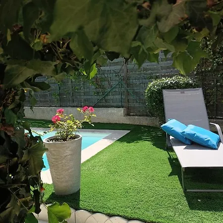 Mimilou Mont St Loup Piscine Privee Apartment *